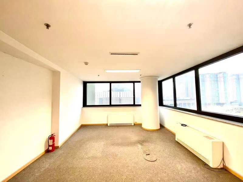 国贸/CBD 盛福大厦 341㎡ 朝西北 随时看房
