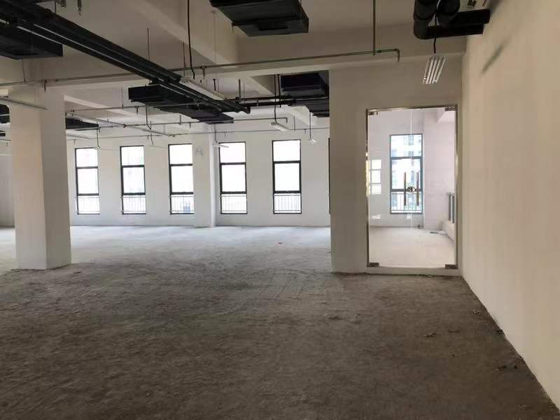 丰台区 中铁大厦 443㎡ 朝东北 遗留装修 随时可租